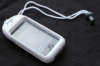 iDRY waterproof iPhone case